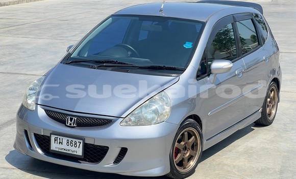 Buy Used Honda Jazz Silver Car in Nonthaburi in Nonthaburi