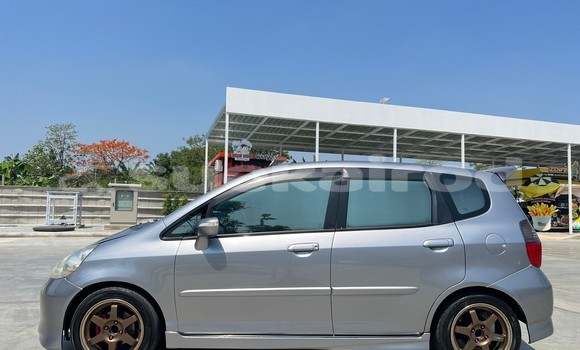 ซื้อ รถมือสอง Honda Jazz เงิน รถยนต์ ใน %{เมือง} ใน นนทบุรี ซื้อ รถมือสอง Honda Jazz เงิน รถยนต์ ใน %{เมือง} ใน นนทบุรี