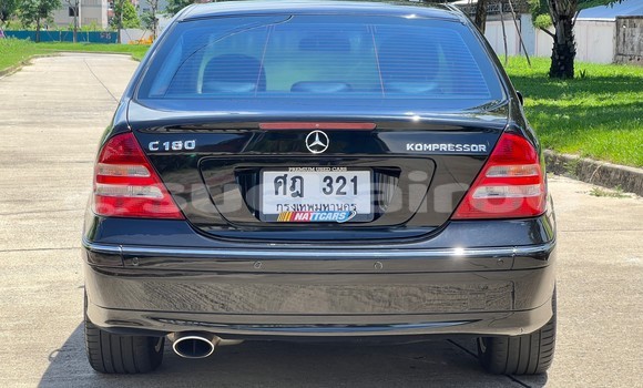 ซื้อ รถมือสอง Mercedes-Benz C180 coupe สีดำ รถยนต์ ใน %{เมือง} ใน นนทบุรี ซื้อ รถมือสอง Mercedes-Benz C180 coupe สีดำ รถยนต์ ใน %{เมือง} ใน นนทบุรี
