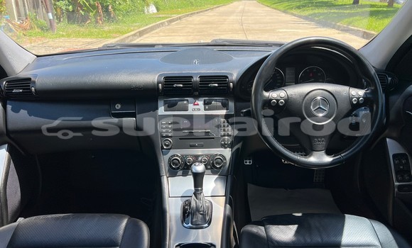 ซื้อ รถมือสอง Mercedes-Benz C180 coupe สีดำ รถยนต์ ใน %{เมือง} ใน นนทบุรี ซื้อ รถมือสอง Mercedes-Benz C180 coupe สีดำ รถยนต์ ใน %{เมือง} ใน นนทบุรี