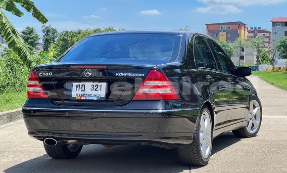 ซื้อ รถมือสอง Mercedes-Benz C180 coupe สีดำ รถยนต์ ใน %{เมือง} ใน นนทบุรี ซื้อ รถมือสอง Mercedes-Benz C180 coupe สีดำ รถยนต์ ใน %{เมือง} ใน นนทบุรี