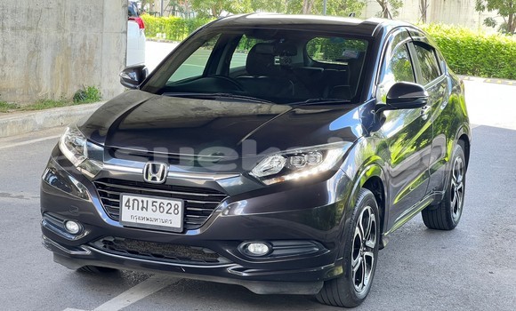 ซื้อ รถมือสอง Honda HR-V สีดำ รถยนต์ ใน %{เมือง} ใน นนทบุรี
