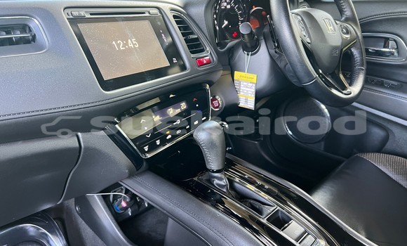 ซื้อ รถมือสอง Honda HR-V สีดำ รถยนต์ ใน %{เมือง} ใน นนทบุรี ซื้อ รถมือสอง Honda HR-V สีดำ รถยนต์ ใน %{เมือง} ใน นนทบุรี