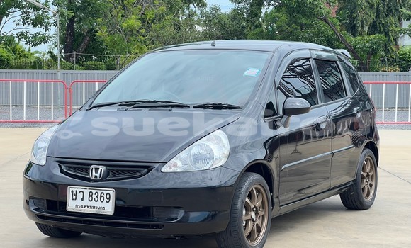 ซื้อ รถมือสอง Honda Jazz สีดำ รถยนต์ ใน %{เมือง} ใน นนทบุรี