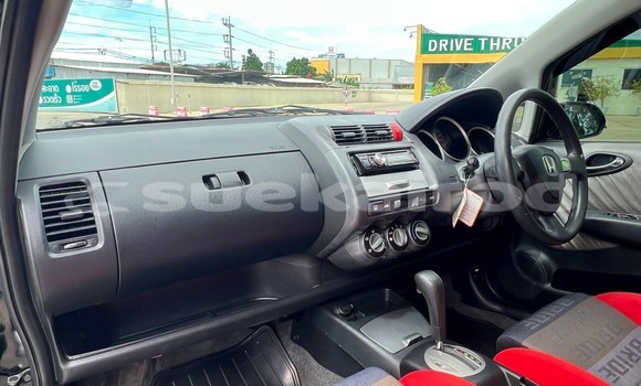 ซื้อ รถมือสอง Honda Jazz สีดำ รถยนต์ ใน %{เมือง} ใน นนทบุรี ซื้อ รถมือสอง Honda Jazz สีดำ รถยนต์ ใน %{เมือง} ใน นนทบุรี