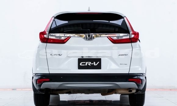 ซื้อ รถมือสอง Honda CR-V ขาว รถยนต์ ใน %{เมือง} ใน นนทบุรี ซื้อ รถมือสอง Honda CR-V ขาว รถยนต์ ใน %{เมือง} ใน นนทบุรี