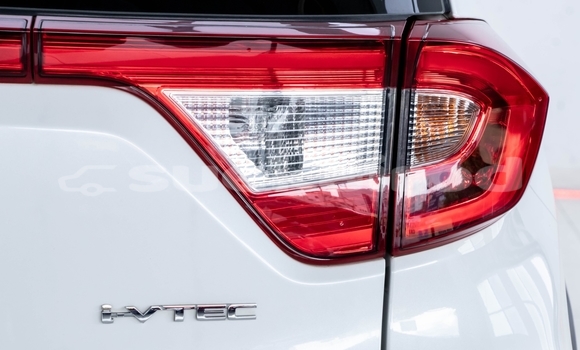 Buy Used Honda BR-V White Car in Nonthaburi in Nonthaburi Buy Used Honda BR-V White Car in Nonthaburi in Nonthaburi