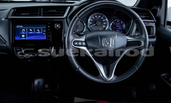 Buy Used Honda BR-V White Car in Nonthaburi in Nonthaburi Buy Used Honda BR-V White Car in Nonthaburi in Nonthaburi