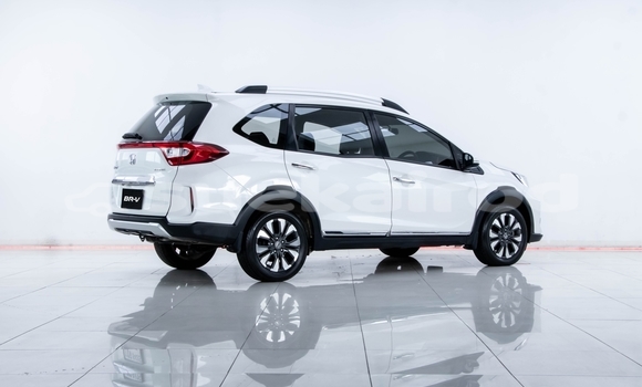 Buy Used Honda BR-V White Car in Nonthaburi in Nonthaburi Buy Used Honda BR-V White Car in Nonthaburi in Nonthaburi
