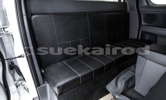 Buy Used Mazda BT-50 Silver Car in Samut Sakhon in Samut Sakhon Buy Used Mazda BT-50 Silver Car in Samut Sakhon in Samut Sakhon