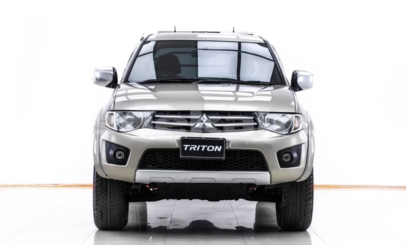 ซื้อ รถมือสอง Mitsubishi Triton เงิน รถยนต์ ใน %{เมือง} ใน สมุทรสาคร ซื้อ รถมือสอง Mitsubishi Triton เงิน รถยนต์ ใน %{เมือง} ใน สมุทรสาคร