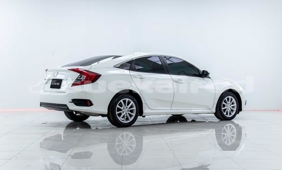 Buy Used Honda Civic White Car in Samut Sakhon in Samut Sakhon Buy Used Honda Civic White Car in Samut Sakhon in Samut Sakhon