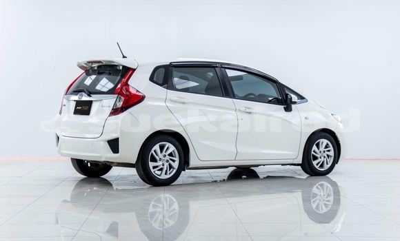 ซื้อ รถมือสอง Honda Jazz ขาว รถยนต์ ใน %{เมือง} ใน สมุทรสาคร ซื้อ รถมือสอง Honda Jazz ขาว รถยนต์ ใน %{เมือง} ใน สมุทรสาคร