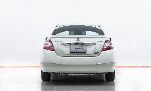 Buy Used Nissan Teana White Car in Bangkok in Bangkok Buy Used Nissan Teana White Car in Bangkok in Bangkok