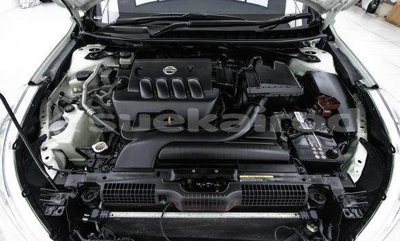 Buy Used Nissan Teana White Car in Bangkok in Bangkok Buy Used Nissan Teana White Car in Bangkok in Bangkok