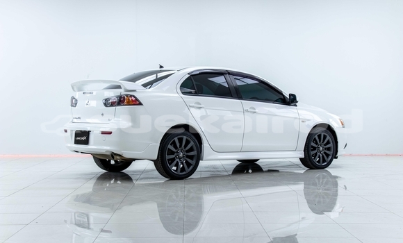 Buy Used Mitsubishi Lancer White Car in Samut Sakhon in Samut Sakhon Buy Used Mitsubishi Lancer White Car in Samut Sakhon in Samut Sakhon