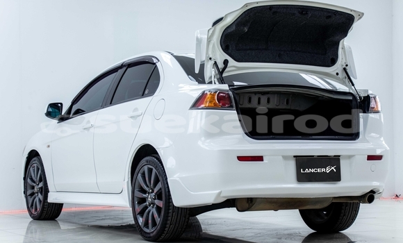 Buy Used Mitsubishi Lancer White Car in Samut Sakhon in Samut Sakhon Buy Used Mitsubishi Lancer White Car in Samut Sakhon in Samut Sakhon