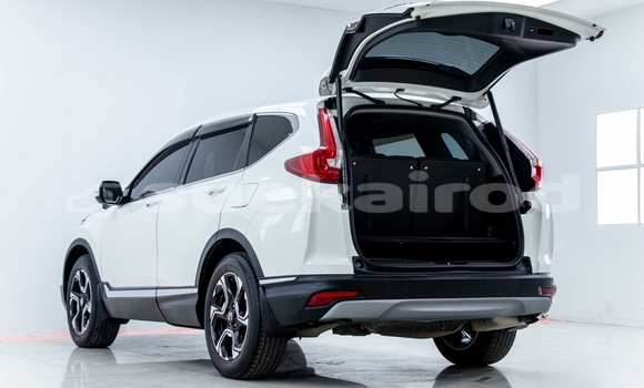 Buy Used Honda CR-V White Car in Samut Sakhon in Samut Sakhon Buy Used Honda CR-V White Car in Samut Sakhon in Samut Sakhon