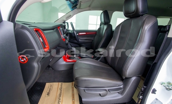 Buy Used Chevrolet TrailBlazer White Car in Samut Sakhon in Samut Sakhon Buy Used Chevrolet TrailBlazer White Car in Samut Sakhon in Samut Sakhon