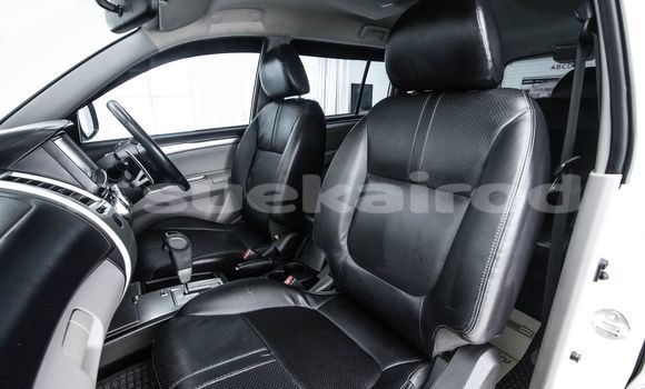 ซื้อ รถมือสอง Mitsubishi Pajero ขาว รถยนต์ ใน %{เมือง} ใน กรุงเทพมหานคร ซื้อ รถมือสอง Mitsubishi Pajero ขาว รถยนต์ ใน %{เมือง} ใน กรุงเทพมหานคร