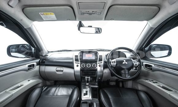 ซื้อ รถมือสอง Mitsubishi Pajero ขาว รถยนต์ ใน %{เมือง} ใน กรุงเทพมหานคร ซื้อ รถมือสอง Mitsubishi Pajero ขาว รถยนต์ ใน %{เมือง} ใน กรุงเทพมหานคร