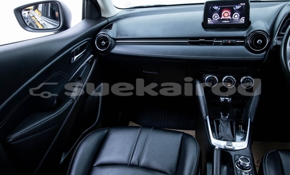 ซื้อ รถมือสอง Mazda 2 เงิน รถยนต์ ใน %{เมือง} ใน นนทบุรี ซื้อ รถมือสอง Mazda 2 เงิน รถยนต์ ใน %{เมือง} ใน นนทบุรี