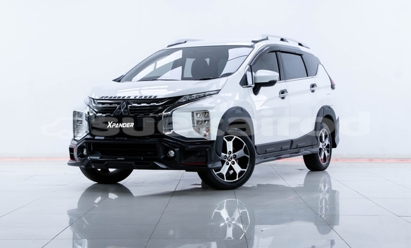 ซื้อ รถมือสอง Mitsubishi Xpander ขาว รถยนต์ ใน %{เมือง} ใน นนทบุรี ซื้อ รถมือสอง Mitsubishi Xpander ขาว รถยนต์ ใน %{เมือง} ใน นนทบุรี