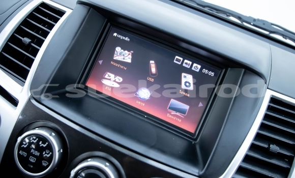 ซื้อ รถมือสอง Mitsubishi Pajero อื่น ๆ รถยนต์ ใน %{เมือง} ใน นนทบุรี ซื้อ รถมือสอง Mitsubishi Pajero อื่น ๆ รถยนต์ ใน %{เมือง} ใน นนทบุรี