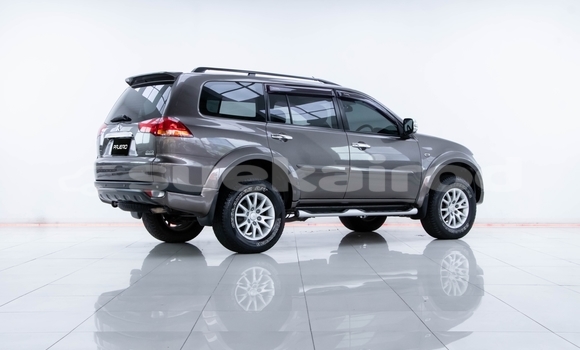 ซื้อ รถมือสอง Mitsubishi Pajero อื่น ๆ รถยนต์ ใน %{เมือง} ใน นนทบุรี ซื้อ รถมือสอง Mitsubishi Pajero อื่น ๆ รถยนต์ ใน %{เมือง} ใน นนทบุรี