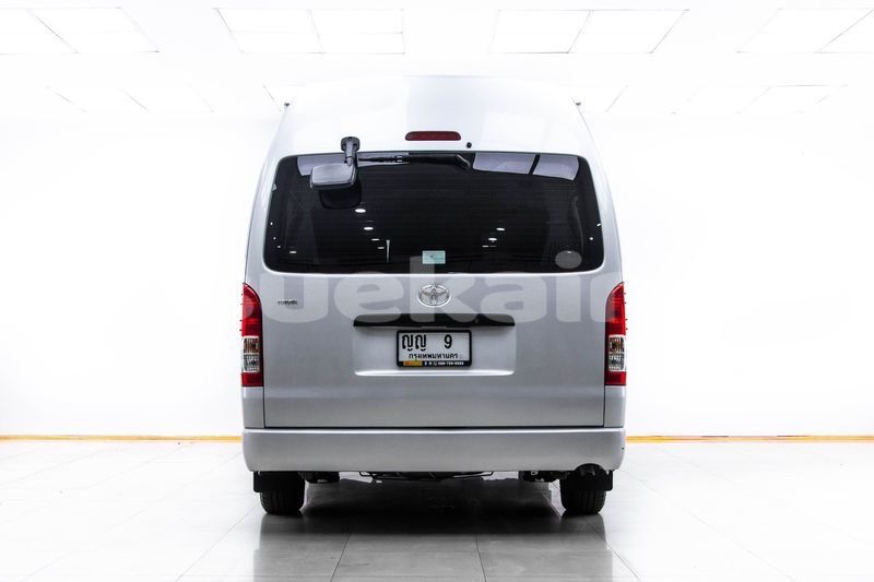 Big with watermark toyota commuter bangkok bangkok 64500