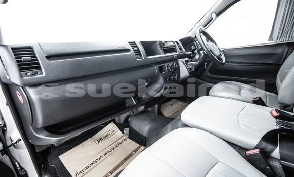 Buy Used Toyota Commuter Other Car in Bangkok in Bangkok Buy Used Toyota Commuter Other Car in Bangkok in Bangkok