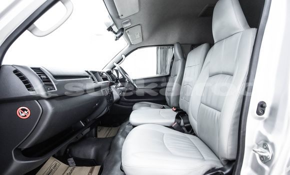 Buy Used Toyota Commuter Other Car in Bangkok in Bangkok Buy Used Toyota Commuter Other Car in Bangkok in Bangkok