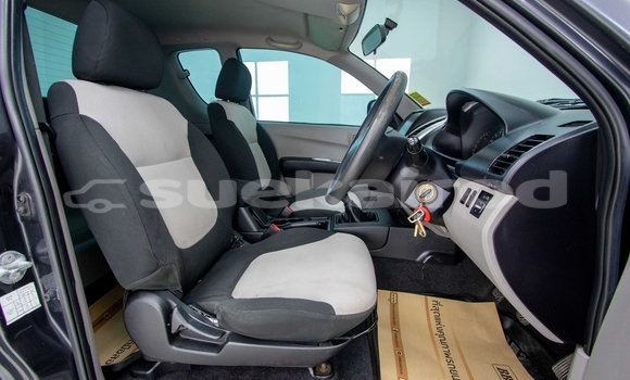 Buy Used Mitsubishi Triton Other Car in Samut Sakhon in Samut Sakhon Buy Used Mitsubishi Triton Other Car in Samut Sakhon in Samut Sakhon