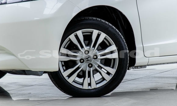 Buy Used Honda Freed White Car in Samut Sakhon in Samut Sakhon Buy Used Honda Freed White Car in Samut Sakhon in Samut Sakhon