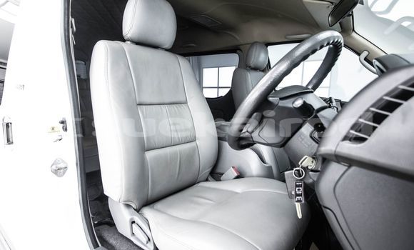 Buy Used Toyota Ventury White Car in Bangkok in Bangkok Buy Used Toyota Ventury White Car in Bangkok in Bangkok