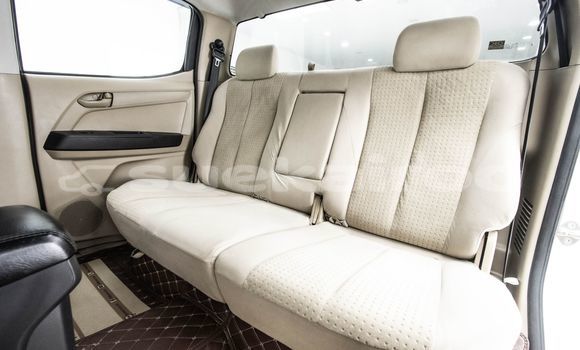 Buy Used Isuzu D-Max White Car in Bangkok in Bangkok Buy Used Isuzu D-Max White Car in Bangkok in Bangkok