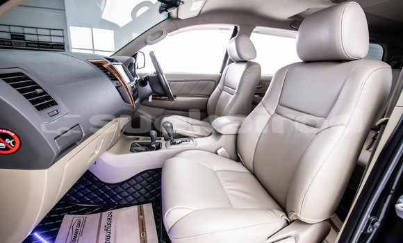 ซื้อ รถมือสอง Toyota Fortuner สีดำ รถยนต์ ใน %{เมือง} ใน กรุงเทพมหานคร ซื้อ รถมือสอง Toyota Fortuner สีดำ รถยนต์ ใน %{เมือง} ใน กรุงเทพมหานคร