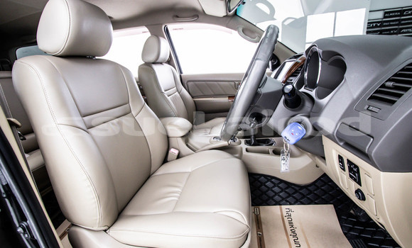 ซื้อ รถมือสอง Toyota Fortuner สีดำ รถยนต์ ใน %{เมือง} ใน กรุงเทพมหานคร ซื้อ รถมือสอง Toyota Fortuner สีดำ รถยนต์ ใน %{เมือง} ใน กรุงเทพมหานคร