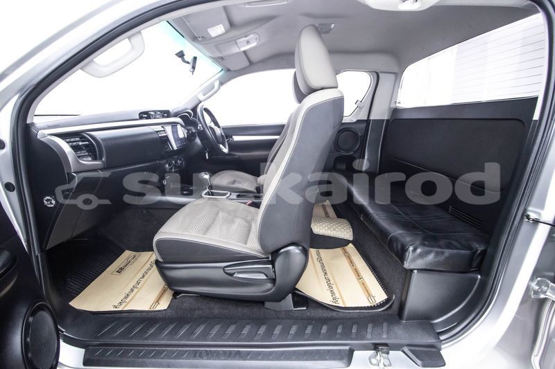 Big with watermark toyota hiluxe revo bangkok bangkok 64525