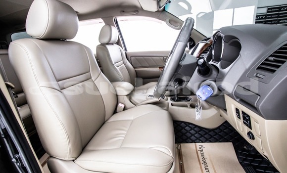 ซื้อ รถมือสอง Toyota Fortuner สีดำ รถยนต์ ใน %{เมือง} ใน กรุงเทพมหานคร ซื้อ รถมือสอง Toyota Fortuner สีดำ รถยนต์ ใน %{เมือง} ใน กรุงเทพมหานคร