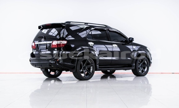 ซื้อ รถมือสอง Toyota Fortuner สีดำ รถยนต์ ใน %{เมือง} ใน กรุงเทพมหานคร ซื้อ รถมือสอง Toyota Fortuner สีดำ รถยนต์ ใน %{เมือง} ใน กรุงเทพมหานคร