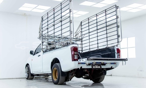 ซื้อ รถมือสอง Isuzu D-Max ขาว รถยนต์ ใน %{เมือง} ใน กรุงเทพมหานคร ซื้อ รถมือสอง Isuzu D-Max ขาว รถยนต์ ใน %{เมือง} ใน กรุงเทพมหานคร