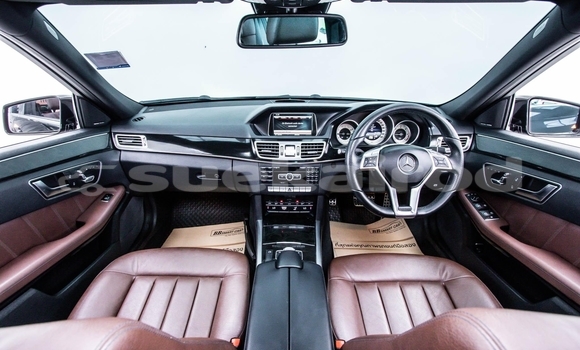 Buy Used Mercedes-Benz E-Classe Black Car in Bangkok in Bangkok Buy Used Mercedes-Benz E-Classe Black Car in Bangkok in Bangkok