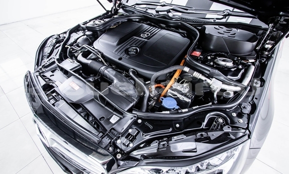 Buy Used Mercedes-Benz E-Classe Black Car in Bangkok in Bangkok Buy Used Mercedes-Benz E-Classe Black Car in Bangkok in Bangkok