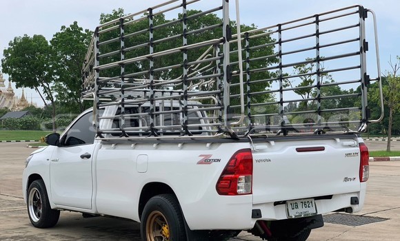 Buy Used Toyota Hiluxe Revo White Car in Nakhon Ratchasima in Nakhon Ratchasima Buy Used Toyota Hiluxe Revo White Car in Nakhon Ratchasima in Nakhon Ratchasima