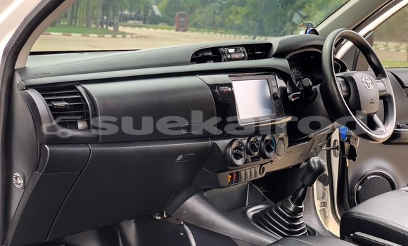 Buy Used Toyota Hiluxe Revo White Car in Nakhon Ratchasima in Nakhon Ratchasima Buy Used Toyota Hiluxe Revo White Car in Nakhon Ratchasima in Nakhon Ratchasima