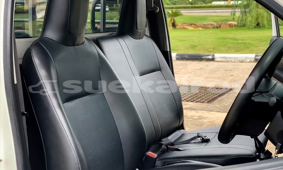 Buy Used Toyota Hiluxe Revo White Car in Nakhon Ratchasima in Nakhon Ratchasima Buy Used Toyota Hiluxe Revo White Car in Nakhon Ratchasima in Nakhon Ratchasima