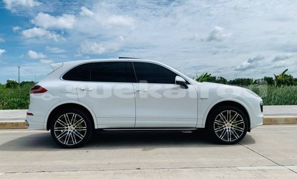 ซื้อ รถมือสอง Porsche Cayenne ขาว รถยนต์ ใน %{เมือง} ใน กรุงเทพมหานคร ซื้อ รถมือสอง Porsche Cayenne ขาว รถยนต์ ใน %{เมือง} ใน กรุงเทพมหานคร