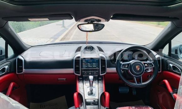 ซื้อ รถมือสอง Porsche Cayenne ขาว รถยนต์ ใน %{เมือง} ใน กรุงเทพมหานคร ซื้อ รถมือสอง Porsche Cayenne ขาว รถยนต์ ใน %{เมือง} ใน กรุงเทพมหานคร