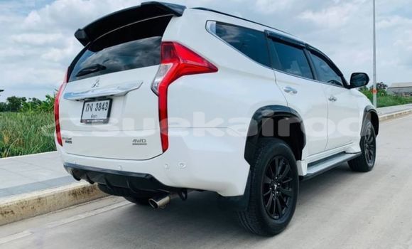 ซื้อ รถมือสอง Mitsubishi Pajero Sport ขาว รถยนต์ ใน %{เมือง} ใน กรุงเทพมหานคร ซื้อ รถมือสอง Mitsubishi Pajero Sport ขาว รถยนต์ ใน %{เมือง} ใน กรุงเทพมหานคร